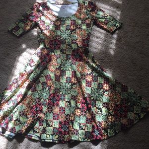 LuLaRoe Nicole Dress NWOT SIZE MEDIUM